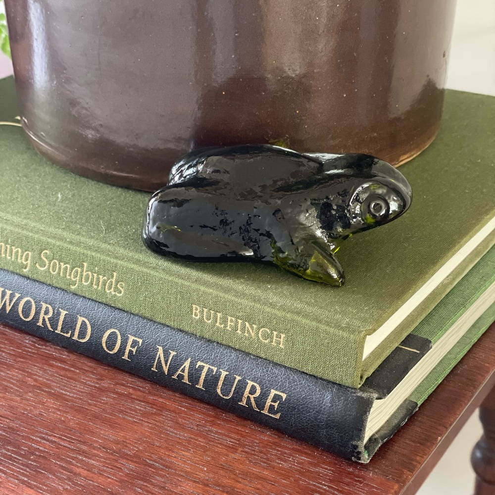 Frog Paperweight glass